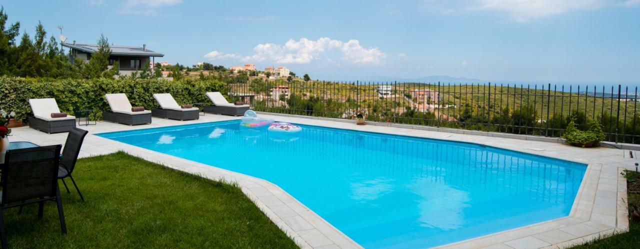 Villa Olympia Vip Dhráfi Exterior foto